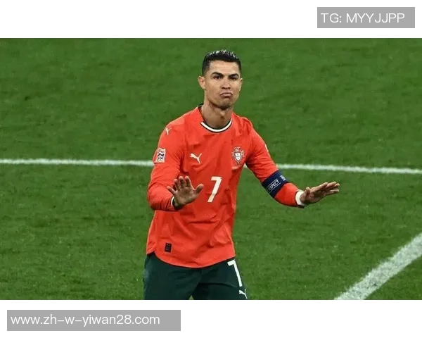 篮球运动员神似足球巨星 两者面容相似引发球迷热议 篮球运动员神似足球巨星 两者面容相似引发球迷热议